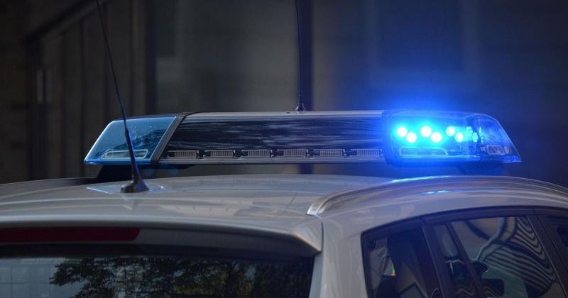Súlyos baleset történt az M1-es autópályán, ahol több jármű is érintett. Az esemény következtében jelentős torlódások alakultak ki, és a hatóságok azonnal a helyszínre érkeztek, hogy megkezdjék a mentési és helyreállítási munkálatokat. Az eset részletei m