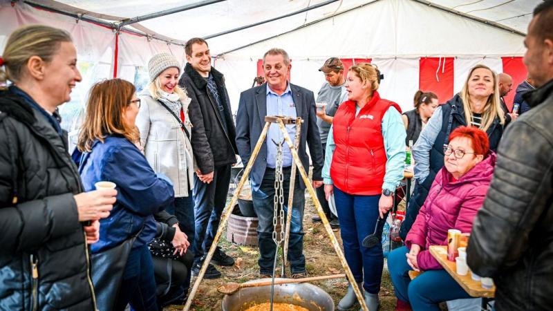 Illatok, ízek, varázslatok - hagyományteremtő eseményre invitálták a vendégeket Mezőhéken.