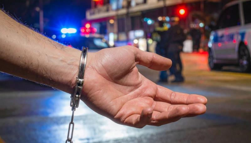 Kolozsváron egy férfi őrizetbe vételére került sor, akit drogkereskedelemmel gyanúsítanak.