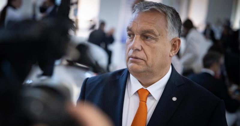 Hónapról-hónapra 3. rész: Orbán Viktor és a sajtóperes stratégiák

Orbán Viktor, Magyarország miniszterelnöke, az utóbbi időszakban egyre inkább a sajtóperes taktikák mesterévé vált. A médiában megjelenő kritikákra adott válaszaiban gyakran él a jogi eszk