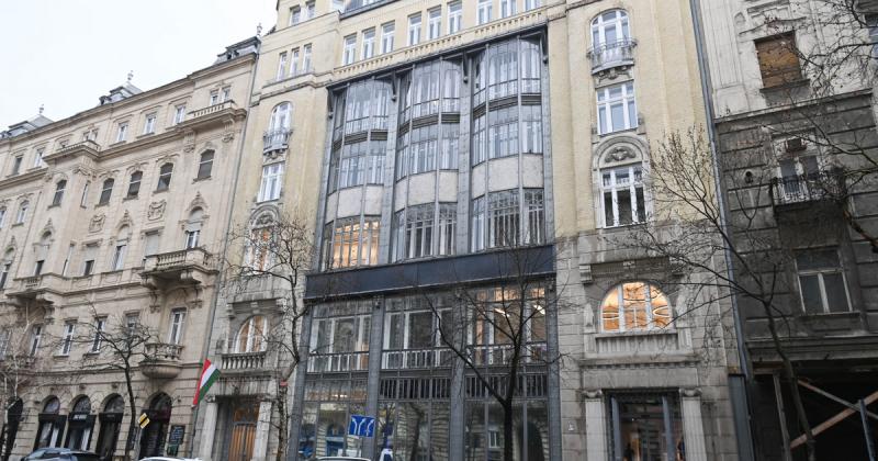 A kutatói szakszervezet határozottan ellenezni kívánja a HUN-REN hálózat szétszedését, és kifejezi aggodalmát a jövőbeni kutatási lehetőségek és az együttműködés szempontjából.
