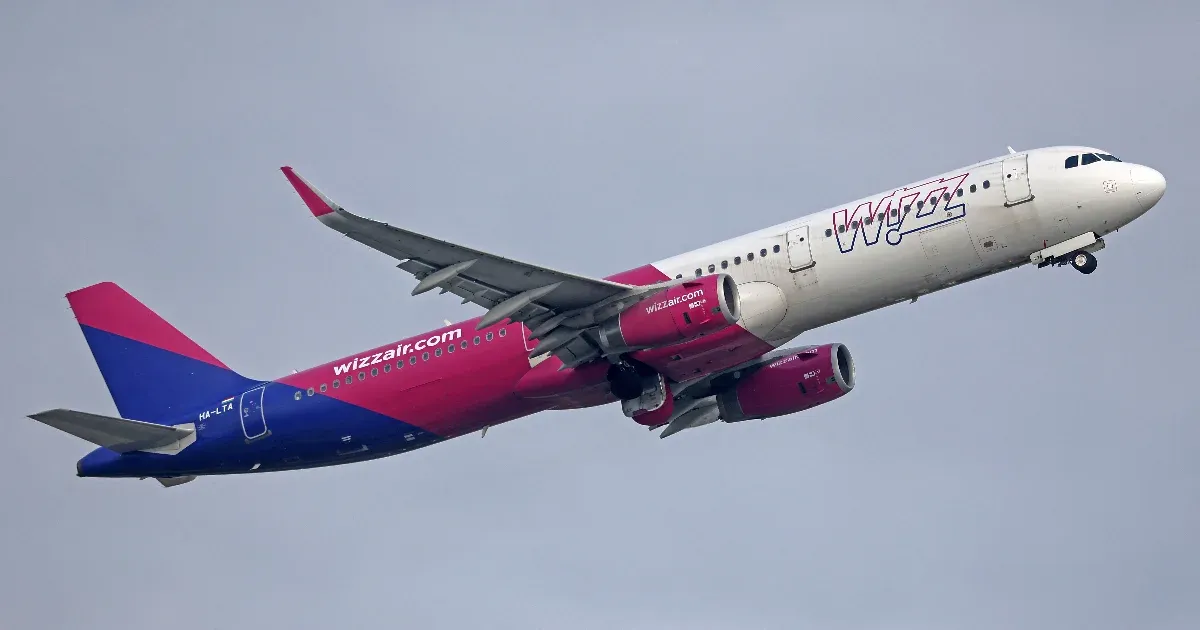 A fővárosi kormányhivatal nyomozást indít a Wizz Air légitársaság ellen a dubaji járatával kapcsolatban.