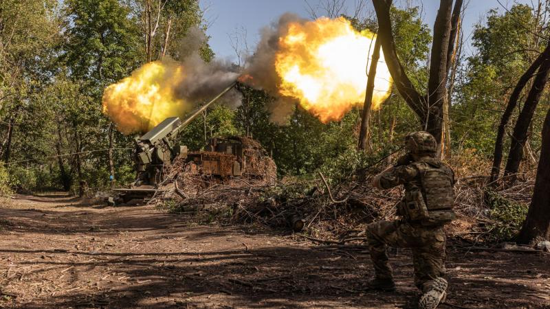 Az orosz páncélosok heves rohamra indultak, de az akció végül katasztrofálisan zárult.