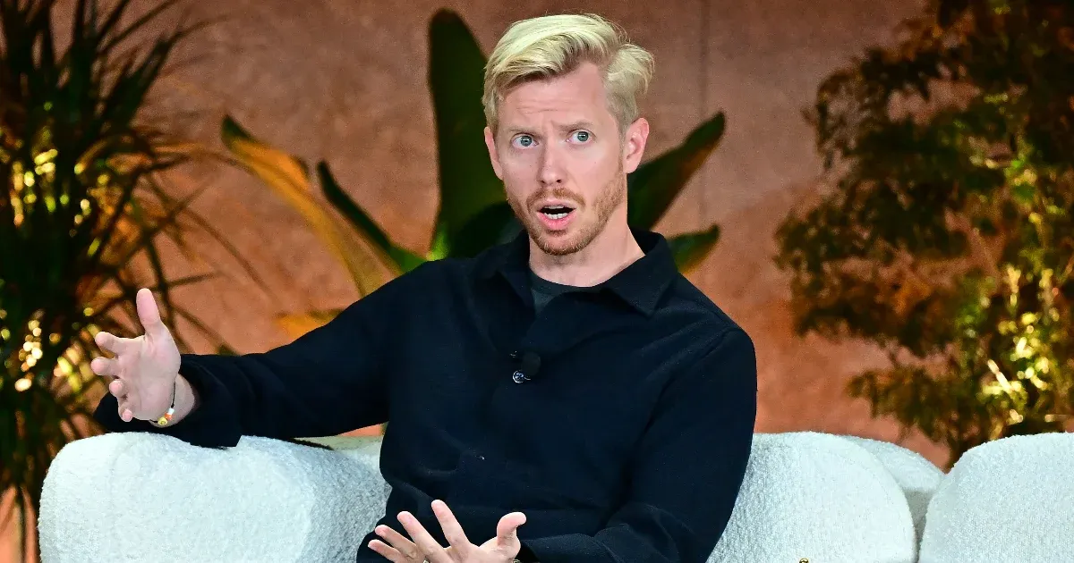 Húsz évvel ezelőtt fillérekért vált meg a Reddittől, most pedig a vállalat vezérigazgatójaként dollármilliárdos lett.